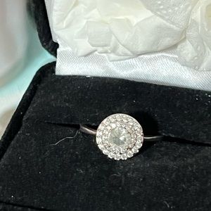 Deep grey spinel
